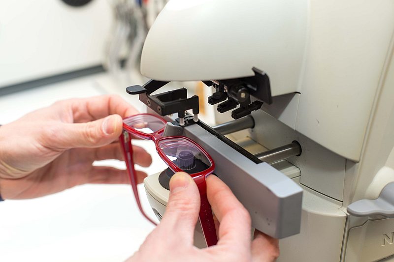 Augenoptiker Uwe Schuhkraft - Meisterwerkstatt Optiker Schuhkraft in Dortmund